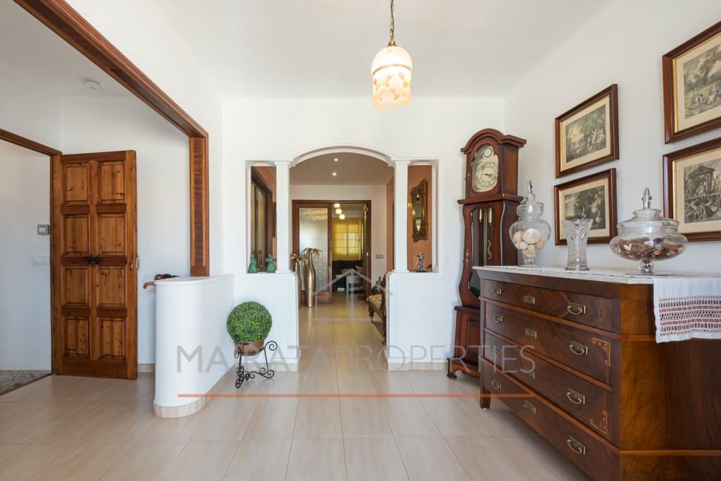 3 soveværelse Byhus til salg i Lloseta med garage - € 690.000 (Ref: 8821788)