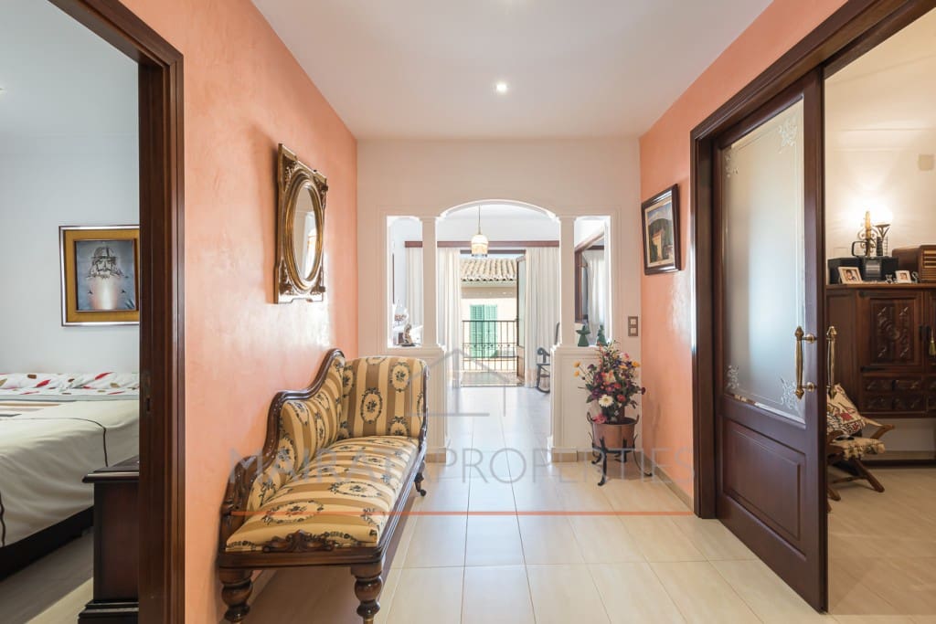 3 soveværelse Byhus til salg i Lloseta med garage - € 690.000 (Ref: 8821788)