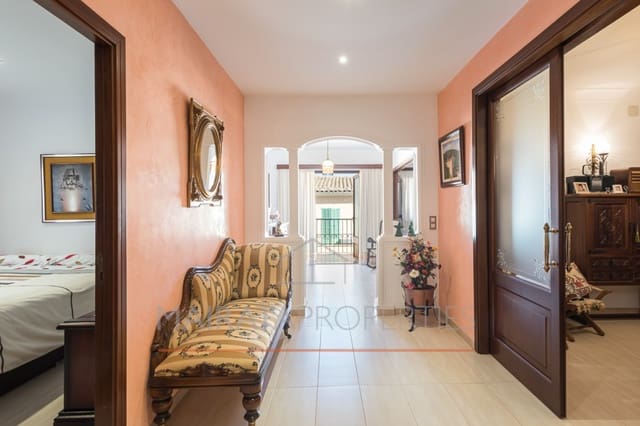 3 soveværelse Byhus til salg i Lloseta med garage - € 690.000 (Ref: 8821788)