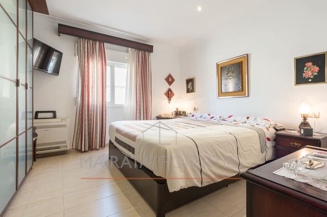 3 soveværelse Byhus til salg i Lloseta med garage - € 690.000 (Ref: 8821788)