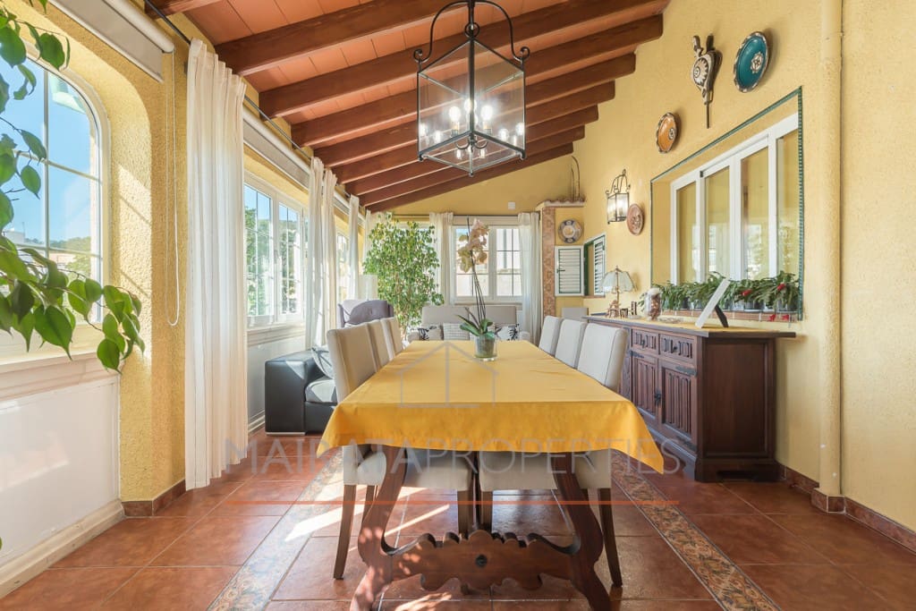 3 soveværelse Byhus til salg i Lloseta med garage - € 690.000 (Ref: 8821788)