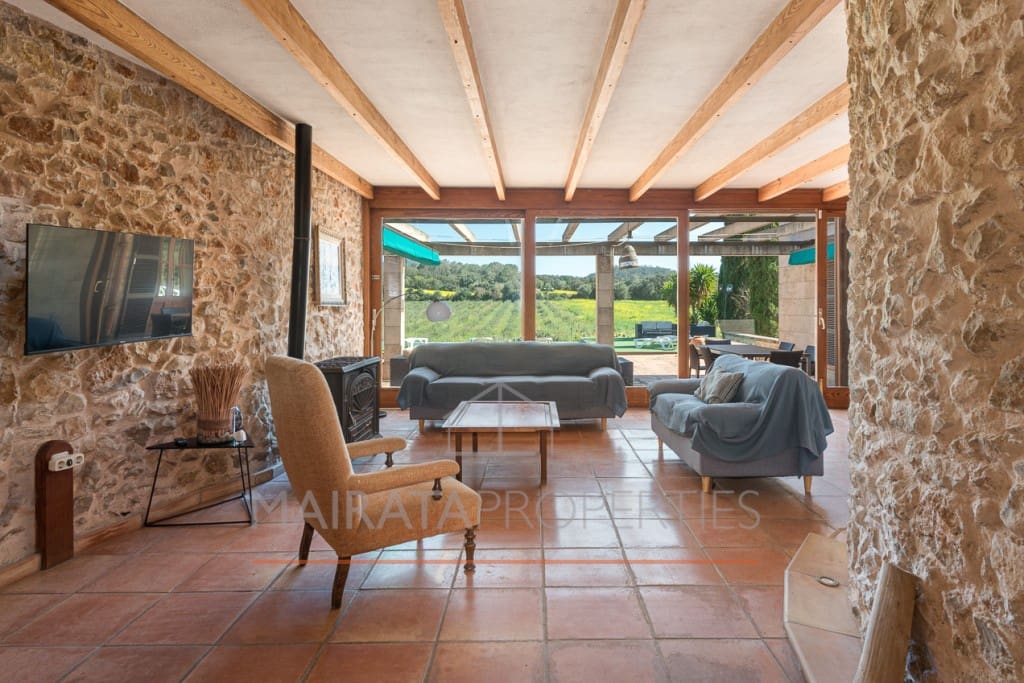 3 soveværelse Finca/Landehus til salg i Felanitx med swimmingpool - € 2.100.000 (Ref: 8956951)