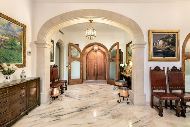 4 slaapkamer Villa te koop in Muro - € 1.700.000 (Ref: 9048571)