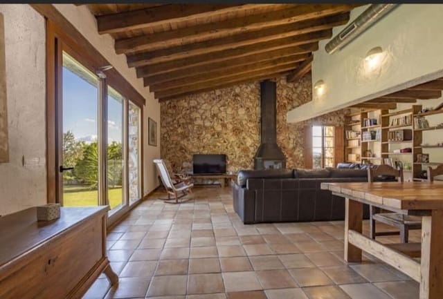 3 soveværelse Finca/Landehus til salg i Inca med swimmingpool garage - € 1.345.000 (Ref: 9095107)