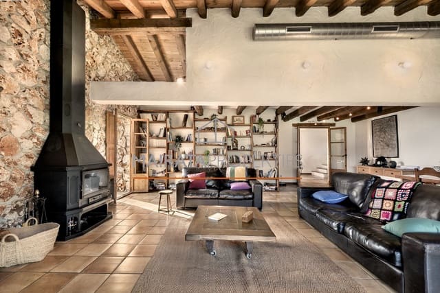 3 bedroom Finca/Country House for sale in Inca with pool garage - € 1,345,000 (Ref: 9095107)