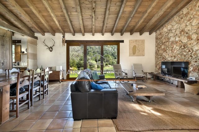3 bedroom Finca/Country House for sale in Inca with pool garage - € 1,345,000 (Ref: 9095107)