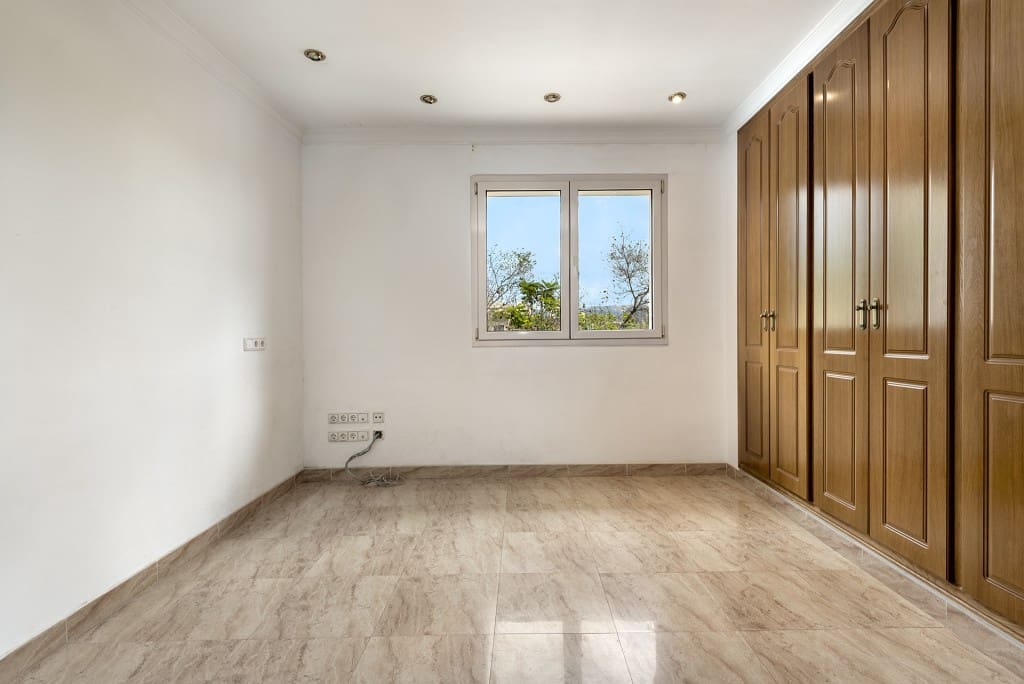 Chalet de 5 habitaciones en Palma de Mallorca en venta - 915.000 € (Ref: 9151768)