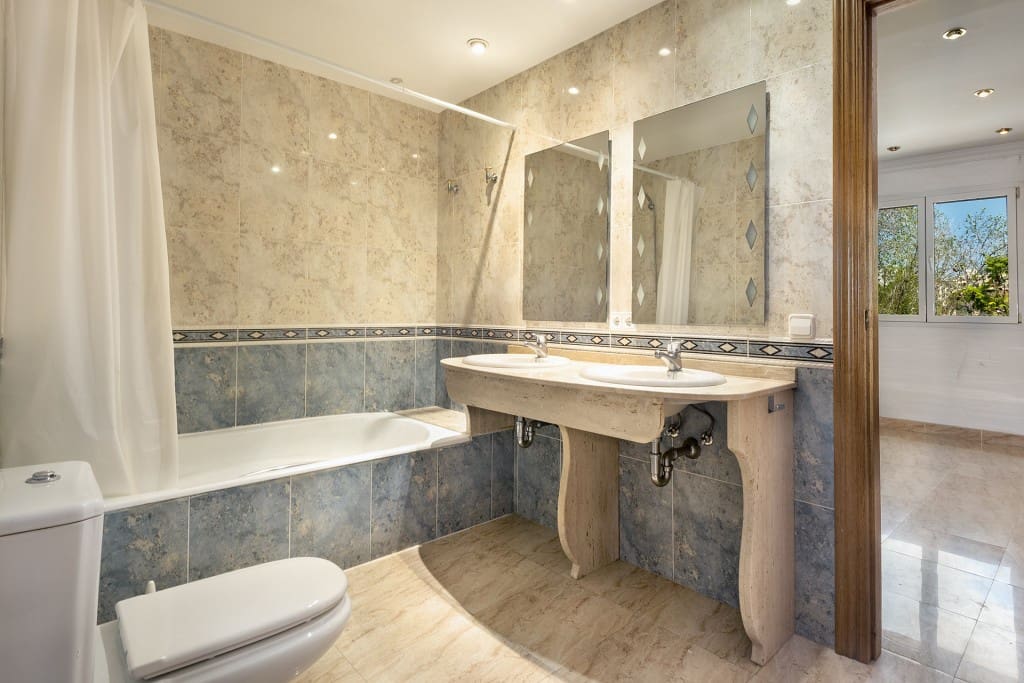 Chalet de 5 habitaciones en Palma de Mallorca en venta - 915.000 € (Ref: 9151768)