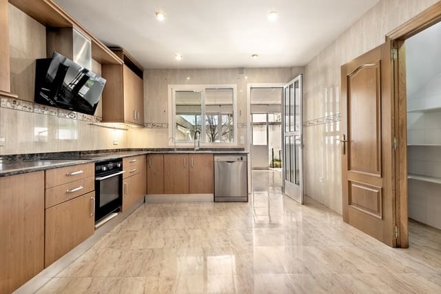 5 Zimmer Villa zu verkaufen in Palma de Mallorca - 915.000 € (Ref: 9151768)