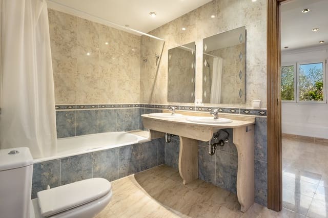 5 Zimmer Villa zu verkaufen in Palma de Mallorca - 915.000 € (Ref: 9151768)