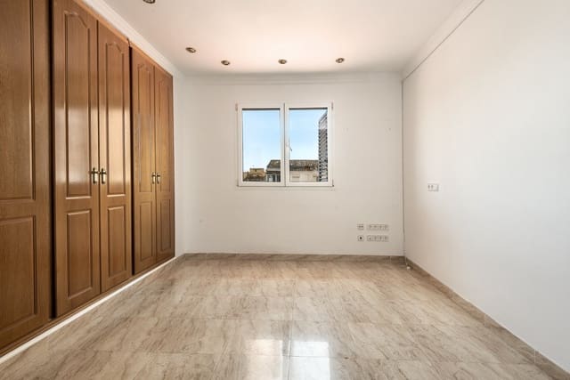 5 Zimmer Villa zu verkaufen in Palma de Mallorca - 915.000 € (Ref: 9151768)