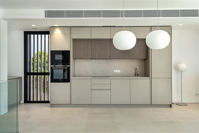 4 soveværelse Villa til salg i Alcúdia med swimmingpool - € 2.650.000 (Ref: 9242957)