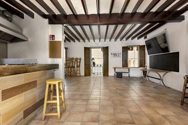 4 soveværelse Villa til salg i Campanet - € 375.000 (Ref: 9246489)