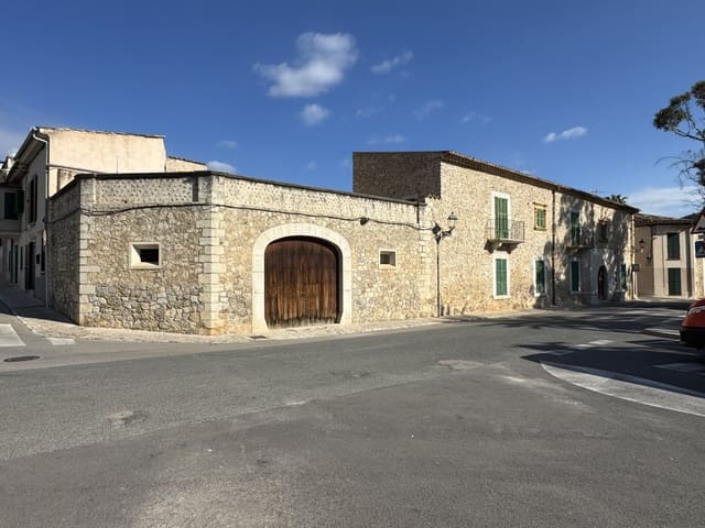 Mark till salu i Mancor de la Vall - 460 000 € (Ref: 9303222)