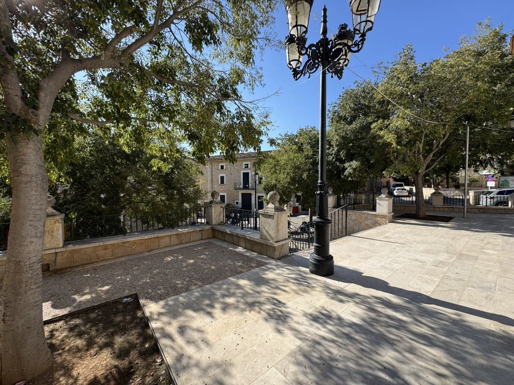 Mark till salu i Mancor de la Vall - 460 000 € (Ref: 9303222)