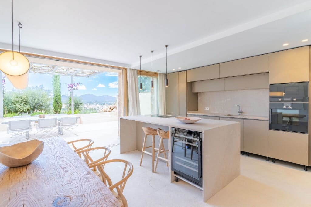 4 soveværelse Finca/Landehus til salg i Sant Llorenc des Cardassar med swimmingpool - € 2.690.000 (Ref: 9317541)