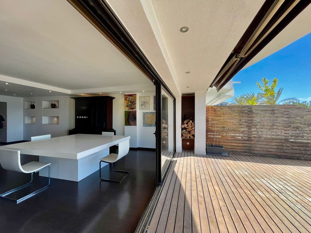 4 slaapkamer Appartement te koop in Puerto de Alcudia - € 1.850.000 (Ref: 9413622)