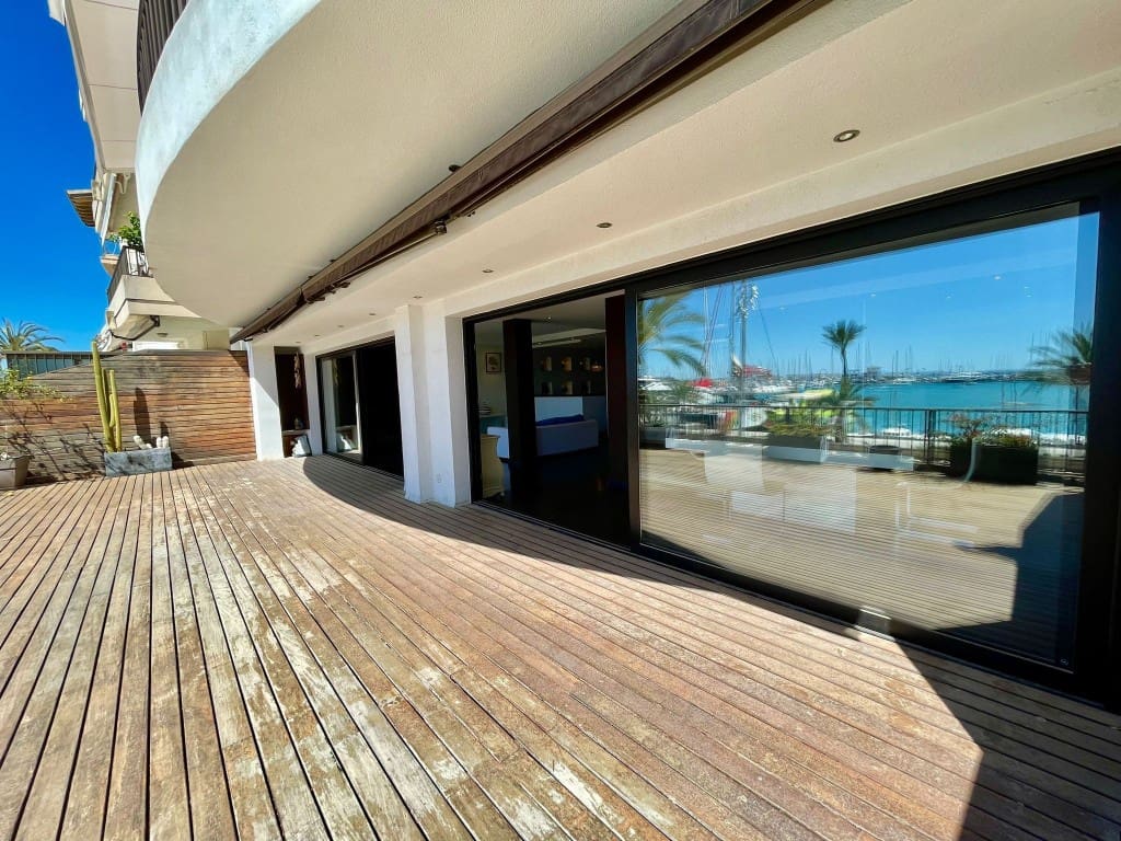 4 slaapkamer Appartement te koop in Puerto de Alcudia - € 1.850.000 (Ref: 9413622)