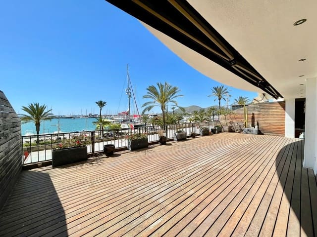 4 slaapkamer Appartement te koop in Puerto de Alcudia, Alcúdia - € 1.850.000 (Ref: 9413622)