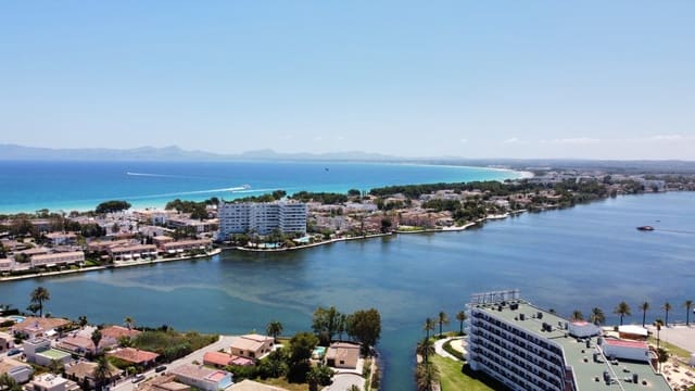 Grunde uden byggetilladelser til salg i Puerto de Alcudia, Alcúdia - € 1.500.000 (Ref: 9430821)