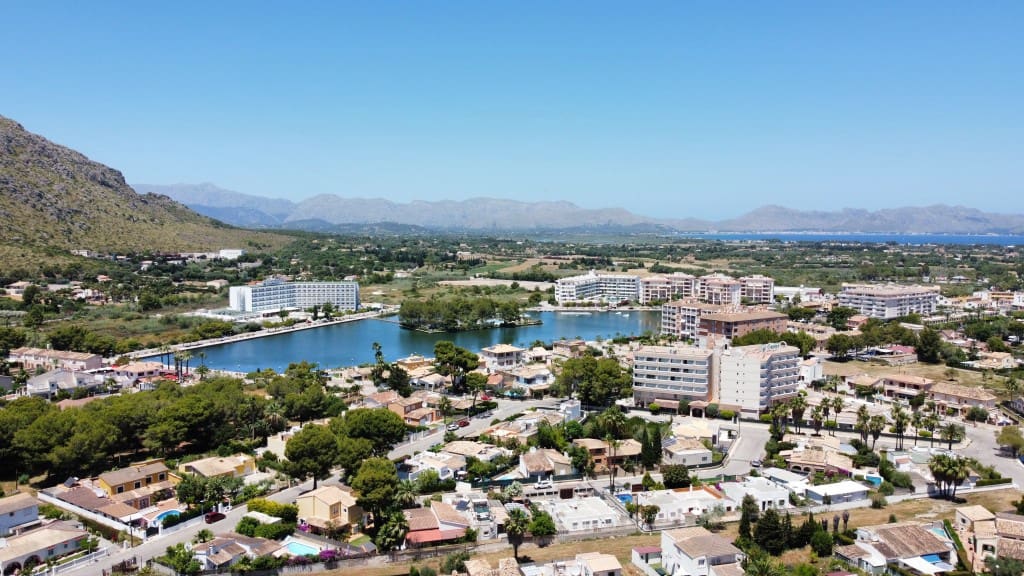 Undeveloped Land for sale in Puerto de Alcudia - € 1,500,000 (Ref: 9430821)