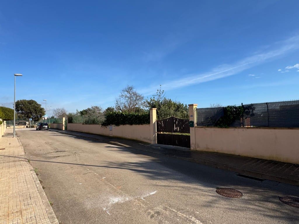 Ubebygd land til salgs i Marratxi - € 220 000 (Ref: 9512076)