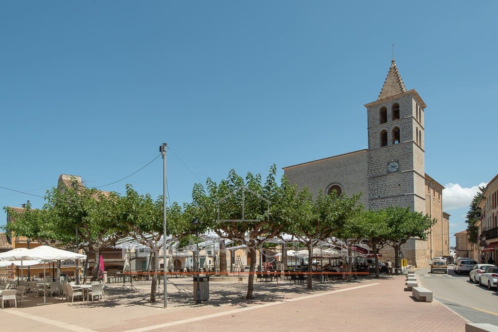 4 bedroom Finca/Country House for sale in Campanet with pool - € 420,000 (Ref: 9698128)