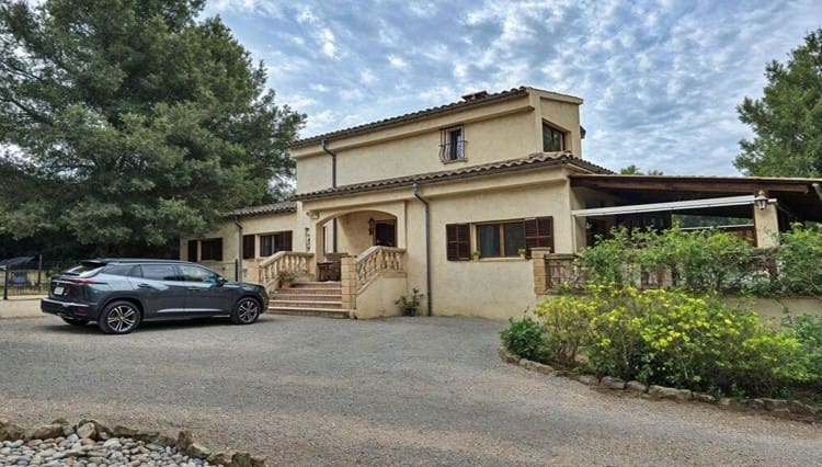 4 Zimmer Finca/Landgut zu verkaufen in Alcudia mit Pool - 1.495.000 € (Ref: 9726351)