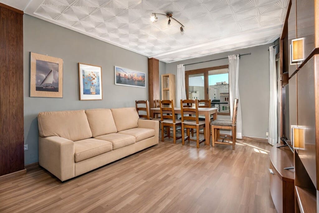 4 soveværelse Lejlighed til salg i Palma de Mallorca - € 325.000 (Ref: 9777780)