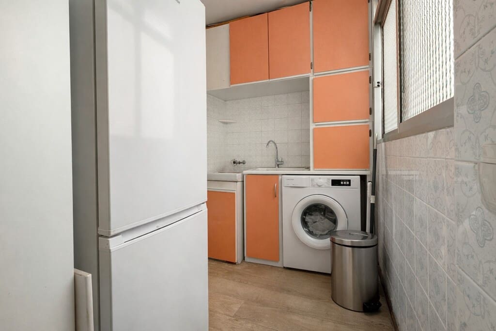 4 soveværelse Lejlighed til salg i Palma de Mallorca - € 325.000 (Ref: 9777780)