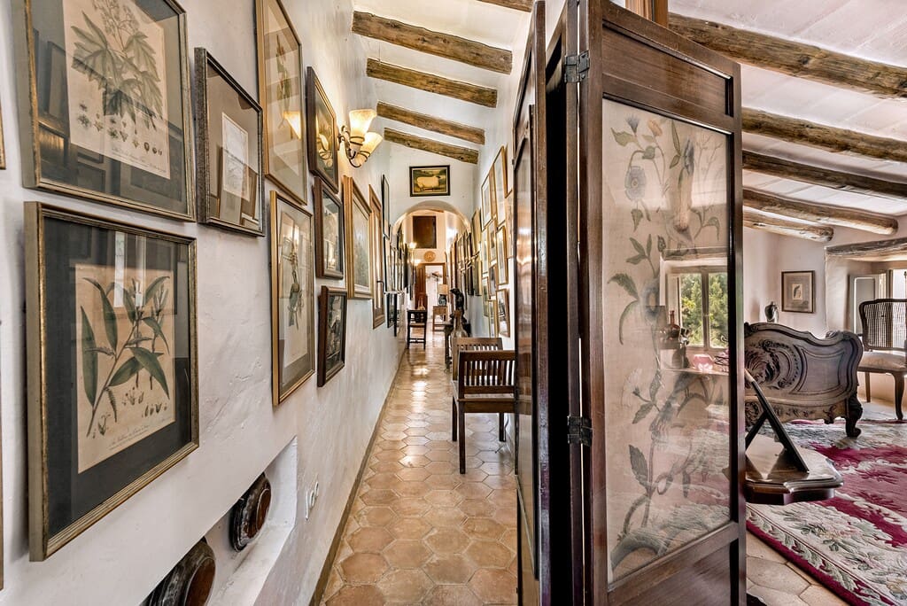 4 bedroom Finca/Country House for sale in Mancor de la Vall with pool - € 1,350,000 (Ref: 9790788)