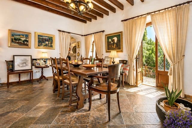 4 slaapkamer Finca/Landhuis te koop in Mancor de la Vall met zwembad - € 1.350.000 (Ref: 9790788)