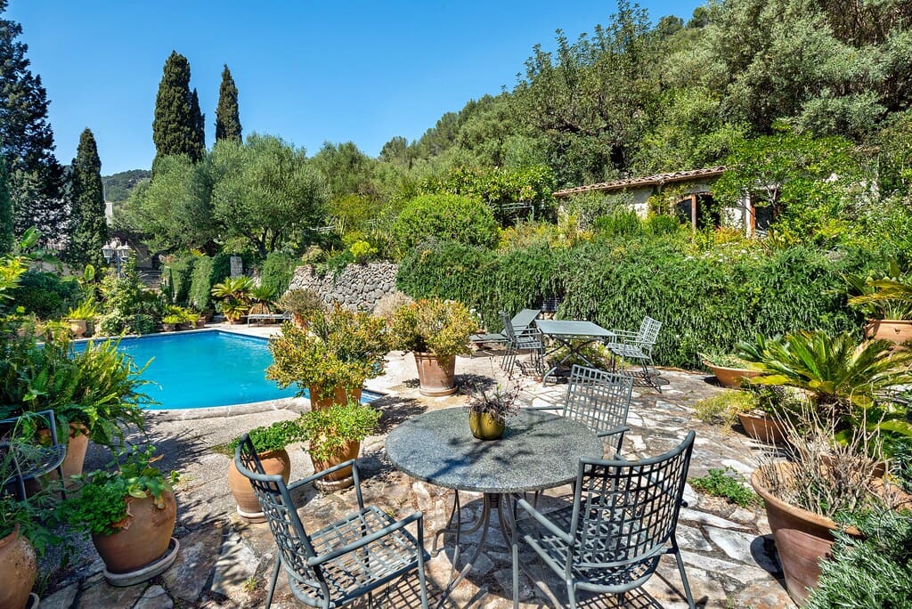 4 bedroom Finca/Country House for sale in Mancor de la Vall with pool - € 1,350,000 (Ref: 9790788)