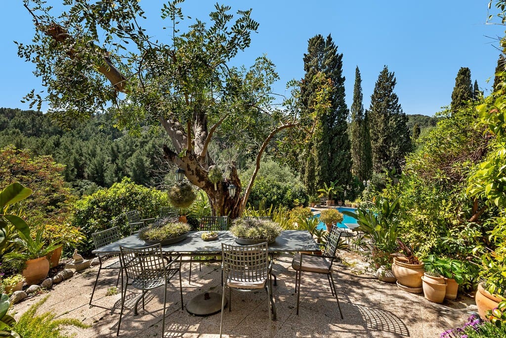 4 bedroom Finca/Country House for sale in Mancor de la Vall with pool - € 1,350,000 (Ref: 9790788)