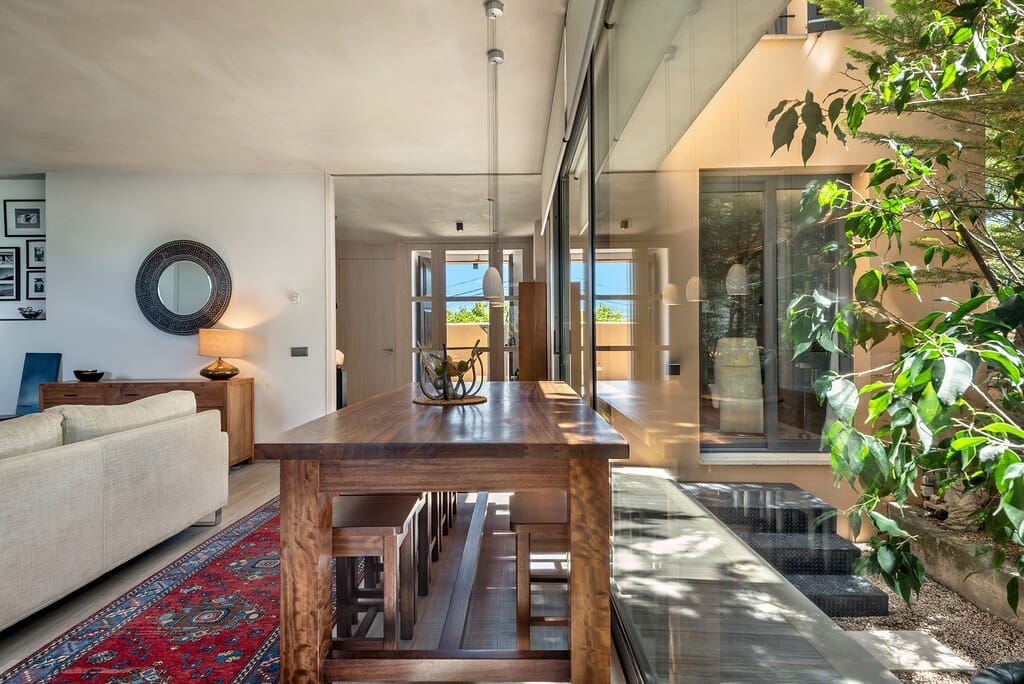 3 bedroom Villa for sale in Campanet with pool - € 1,750,000 (Ref: 9845178)