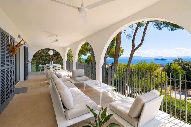 3 sypialnia Willa na sprzedaż w Alcúdia z garażem - 1 950 000 € (Ref: 9966285)