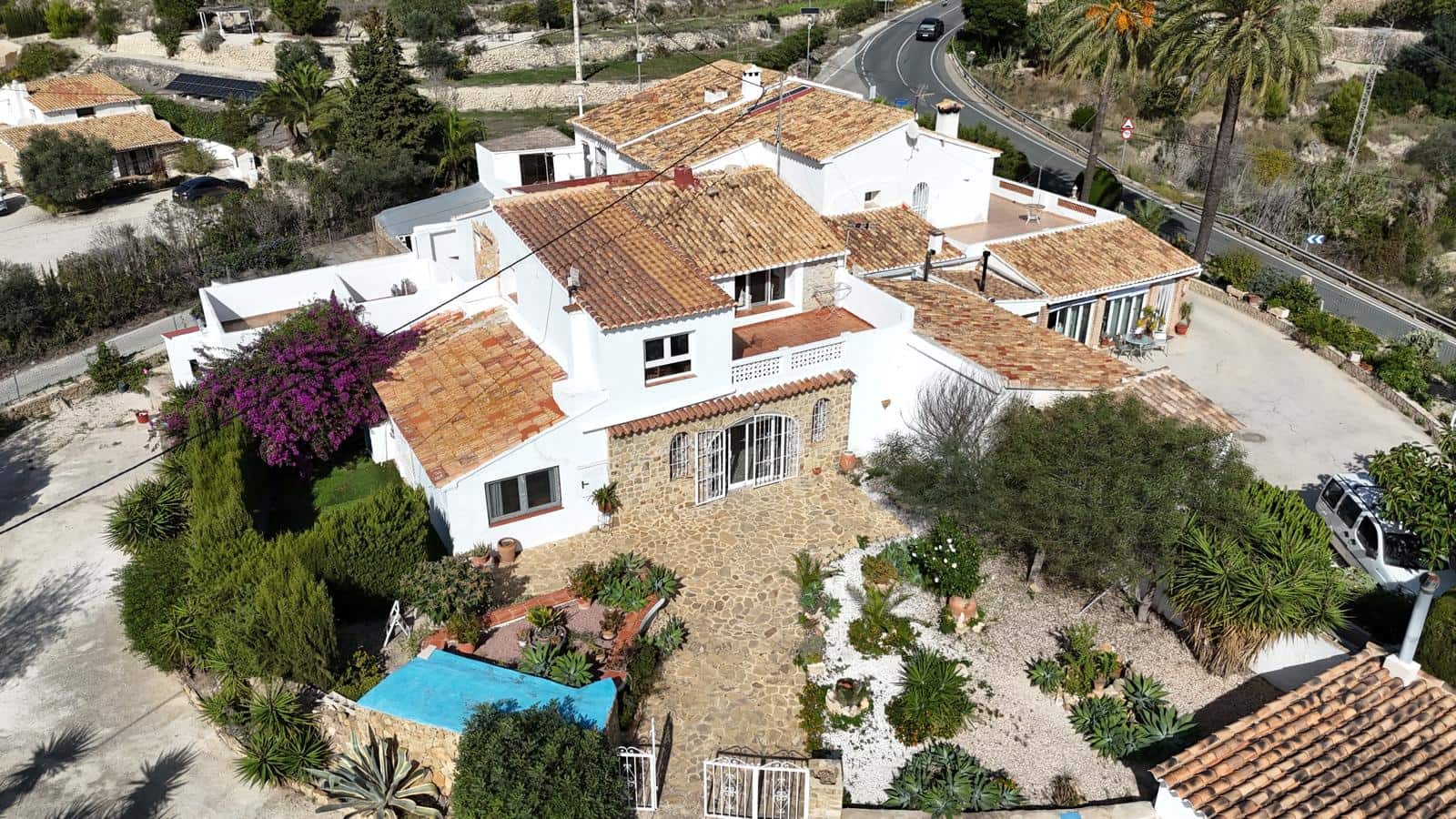 7 makuuhuone Huvila myytävänä paikassa Benissa - 735 000 € (Ref: 10180985)