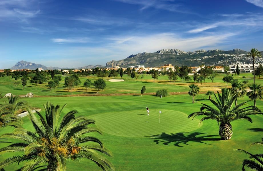 5 soveværelse Villa til salg i Oliva med swimmingpool garage - € 1.250.000 (Ref: 6606000)