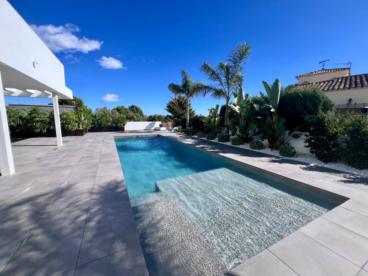 3 bedroom Villa for sale in Benissa with pool garage - € 2,400,000 (Ref: 8589961)