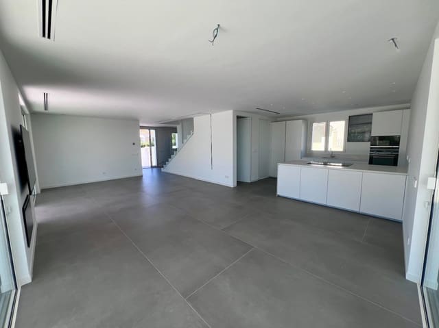 3 makuuhuone Huvila myytävänä paikassa Benissa mukana uima-altaan 
autotalli - 2 400 000 € (Ref: 8589961)