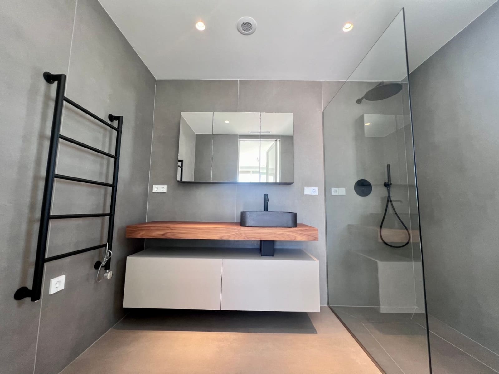 3 bedroom Villa for sale in Benissa with pool garage - € 2,400,000 (Ref: 8589961)