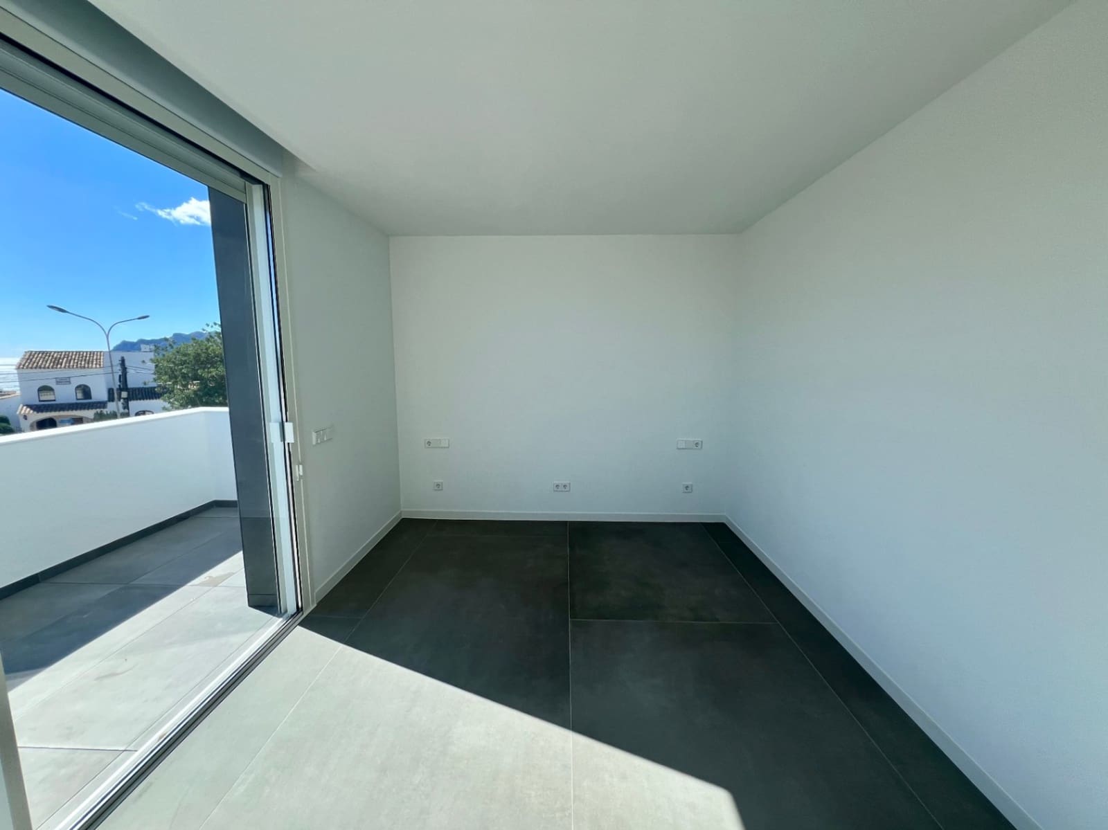 3 bedroom Villa for sale in Benissa with pool garage - € 2,400,000 (Ref: 8589961)