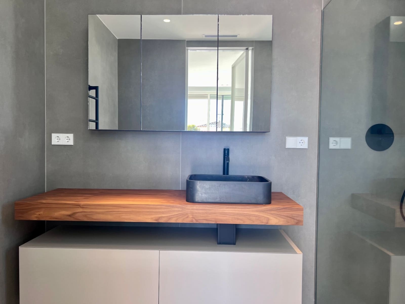 3 bedroom Villa for sale in Benissa with pool garage - € 2,400,000 (Ref: 8589961)