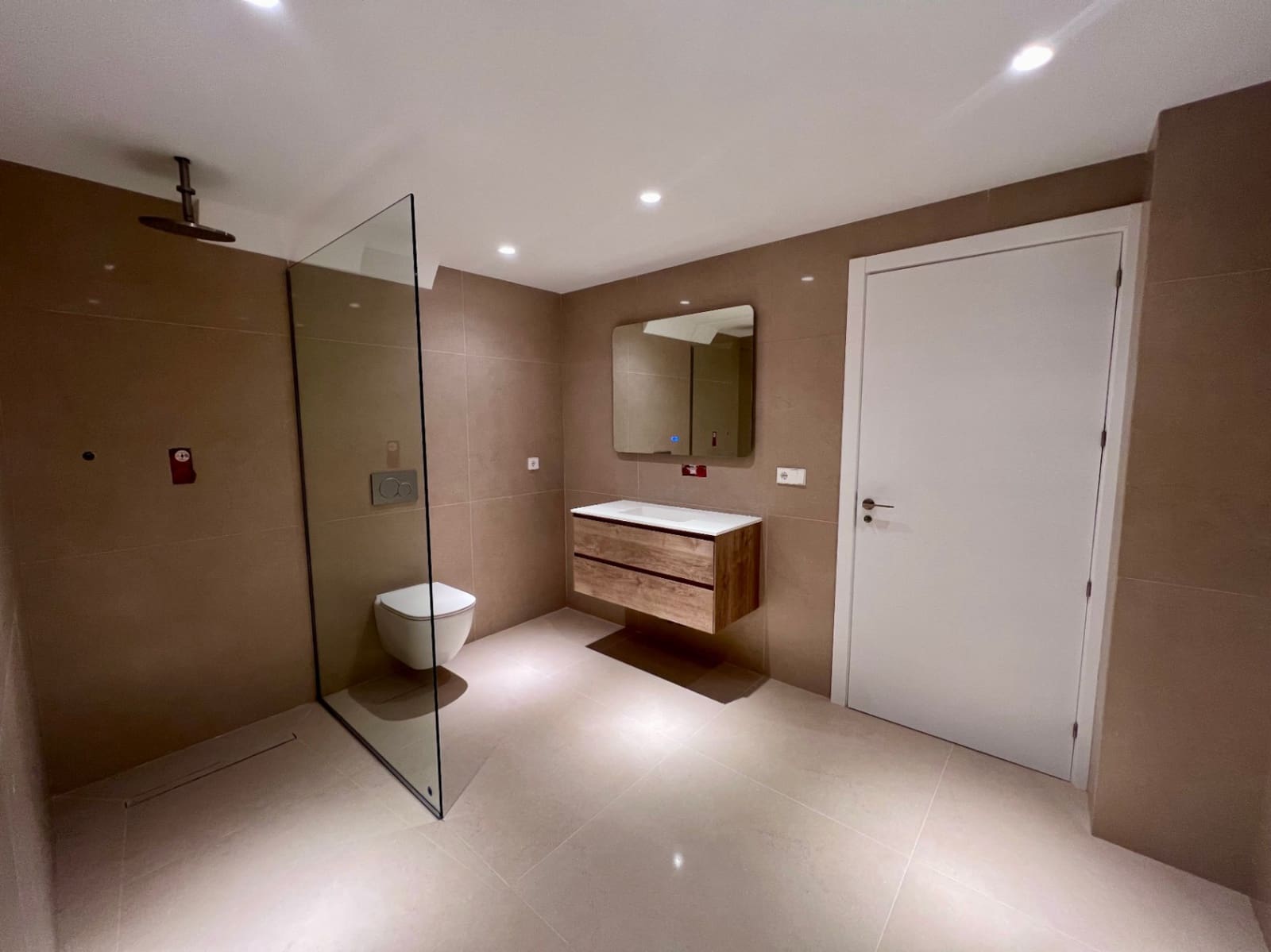 3 bedroom Villa for sale in Benissa with pool garage - € 2,400,000 (Ref: 8589961)