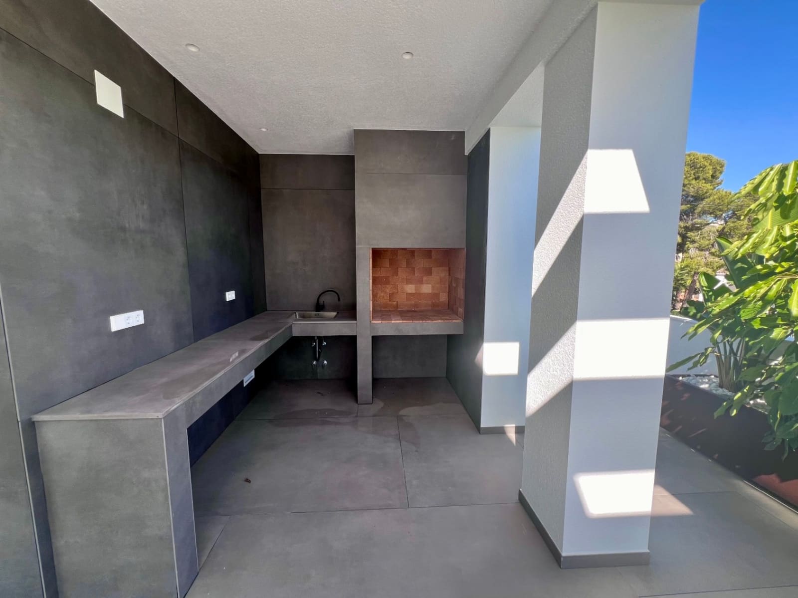 3 bedroom Villa for sale in Benissa with pool garage - € 2,400,000 (Ref: 8589961)