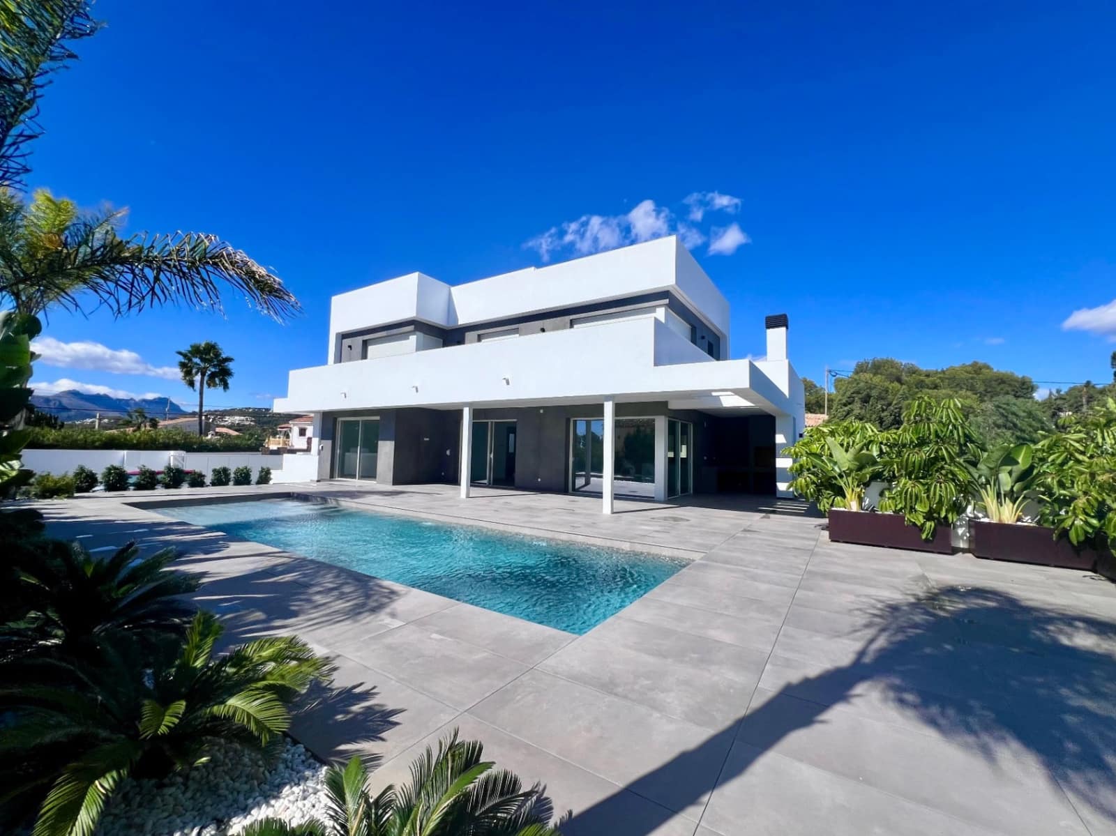 3 bedroom Villa for sale in Benissa with pool garage - € 2,400,000 (Ref: 8589961)