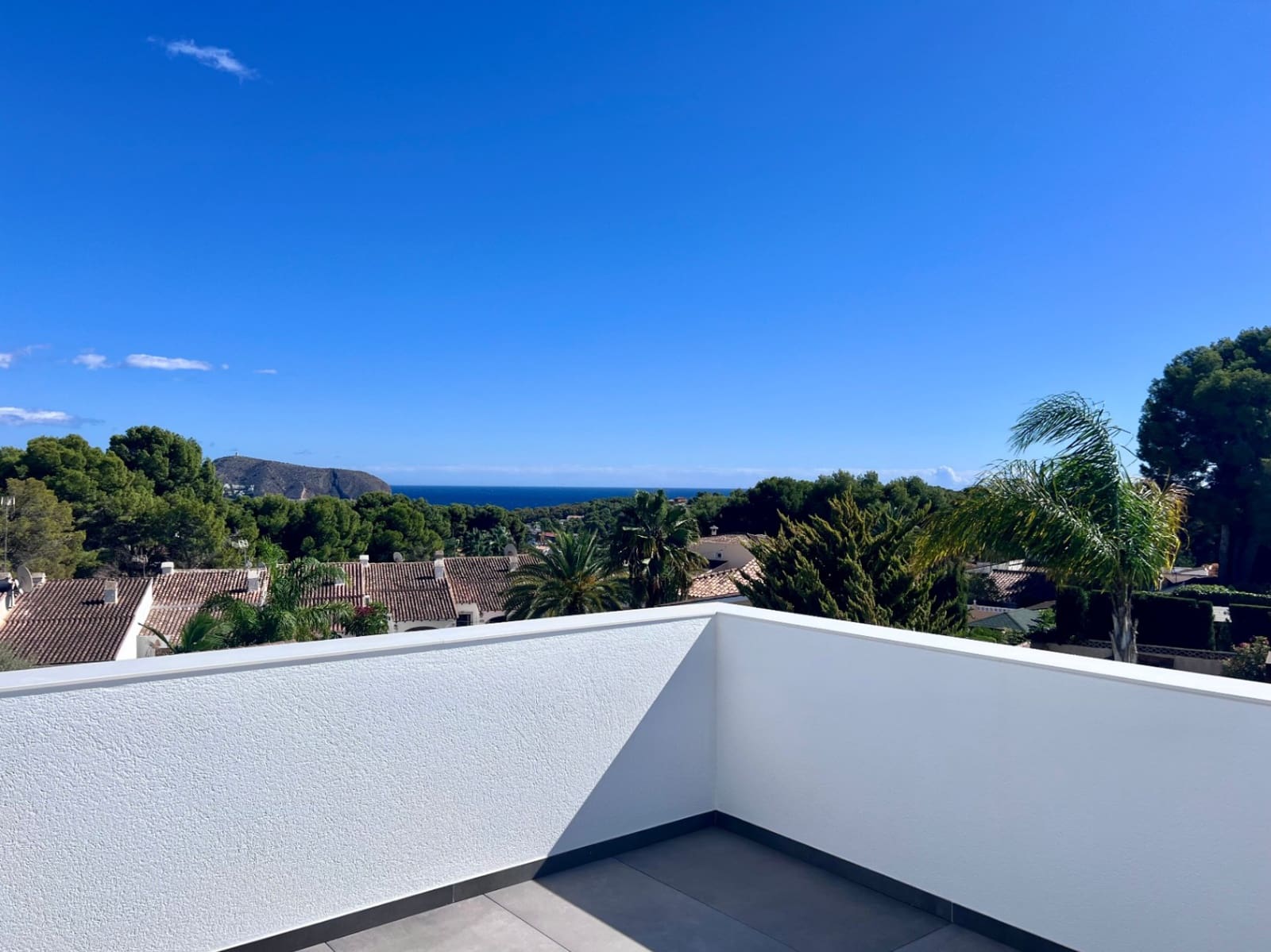 3 bedroom Villa for sale in Benissa with pool garage - € 2,400,000 (Ref: 8589961)