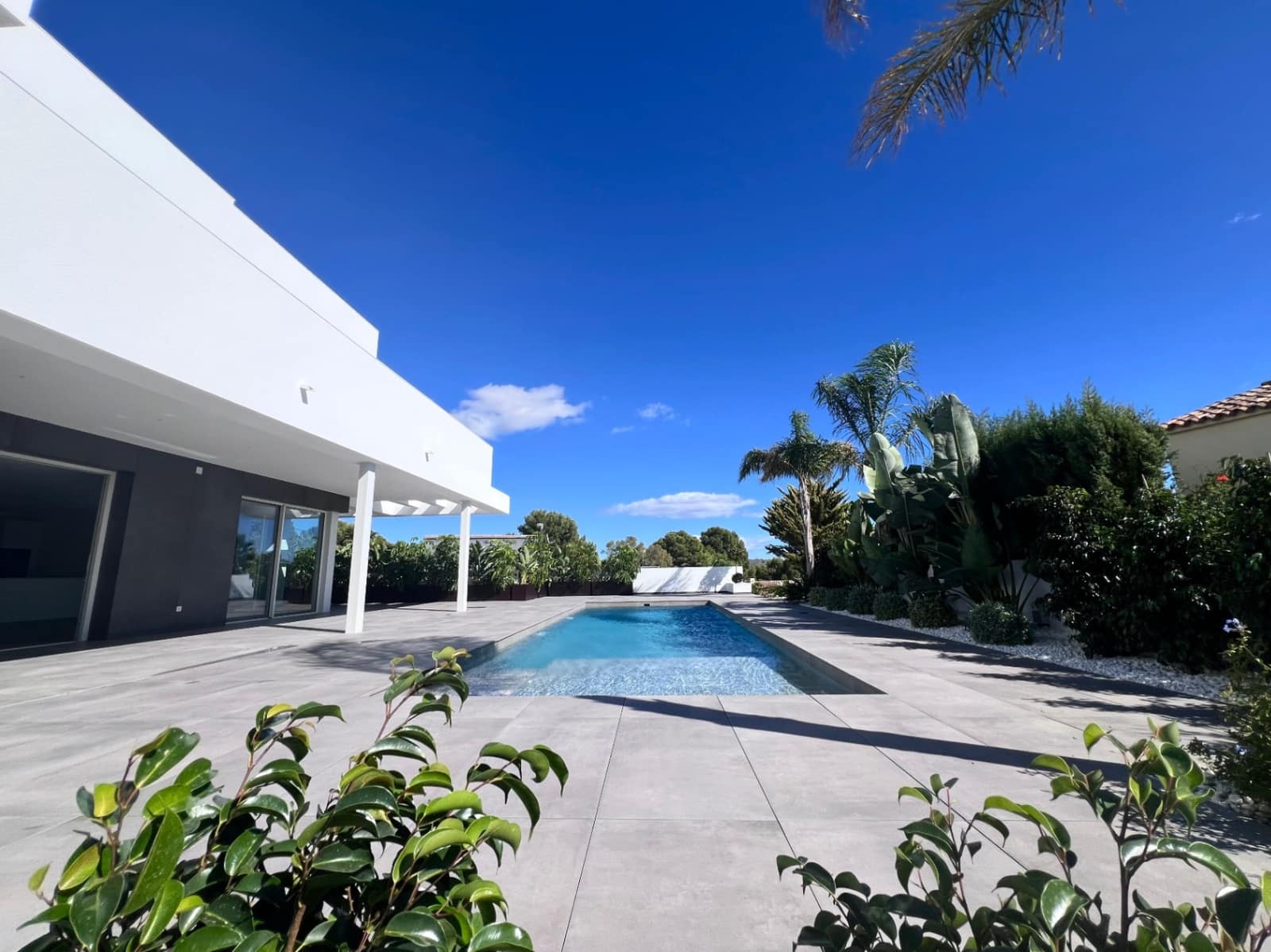 3 bedroom Villa for sale in Benissa with pool garage - € 2,400,000 (Ref: 8589961)