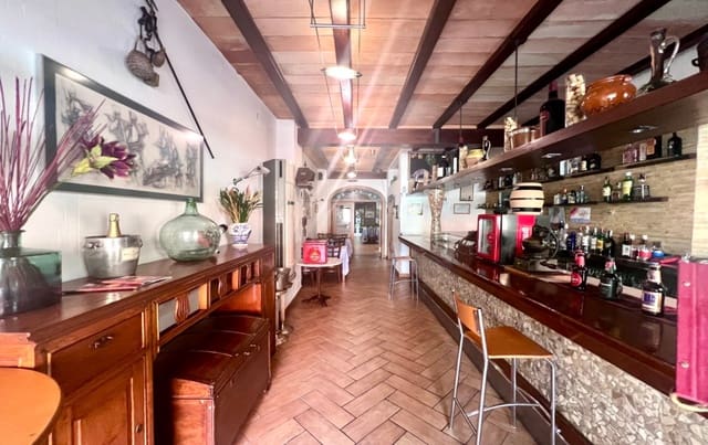 Commercial for sale in Benissa - € 255,000 (Ref: 8637686)