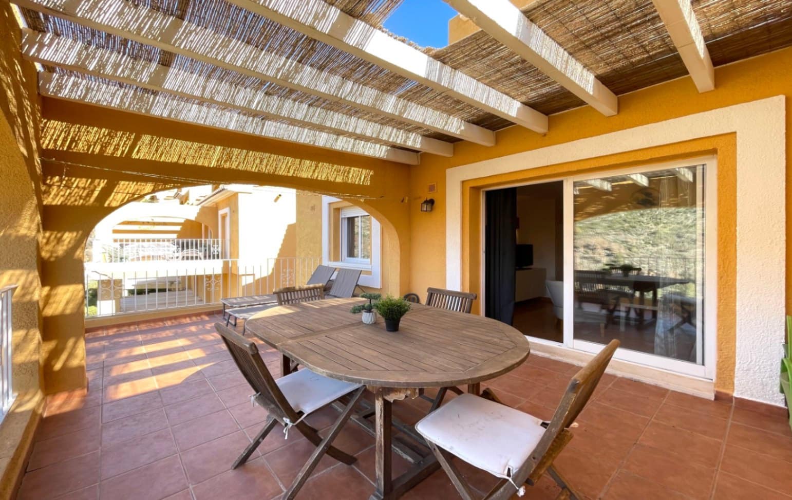 2 chambre Appartement à vendre à Cumbre del Sol avec piscine garage - 185 000 € (Ref: 8734577)